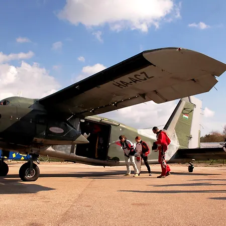 维塔索公园酒店 公寓 *